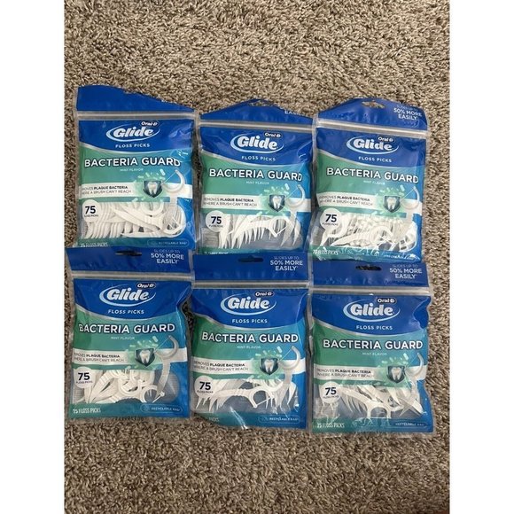 6x Oral-B Glide Bacteria Guard Floss Picks, Mint Flavored, 75 ct - Picture 1 of 4